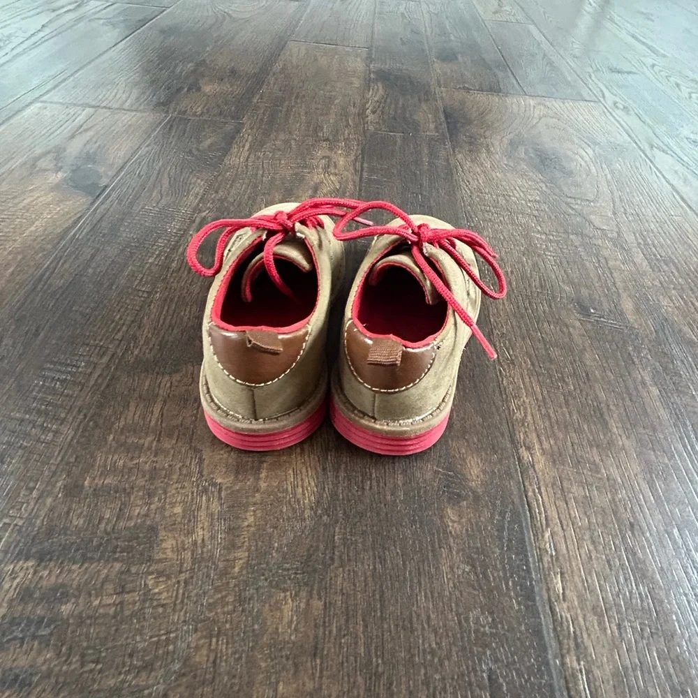 Osh Kosh shoes
